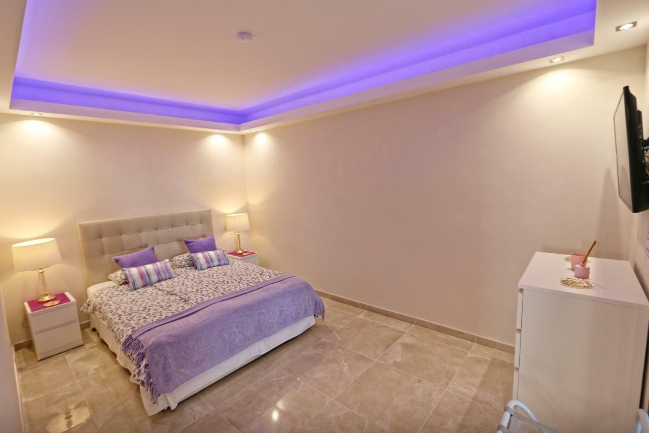 Beachfront Luxury Residence, Playas Del Duque, Puerto Banus, Марбелья Экстерьер фото